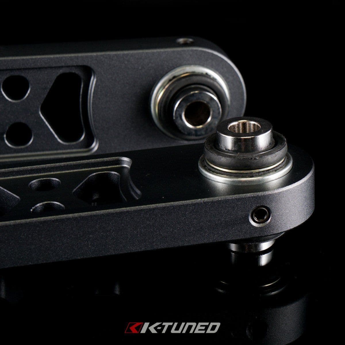 K-TUNED REAR LOWER CONTROL ARMS CIVIC EM2 EP3 TYPE R - Image 3