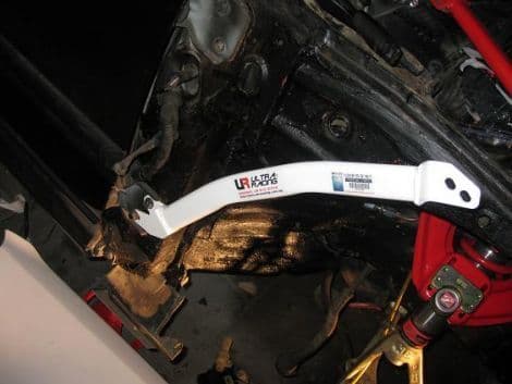 ULTRA RACING 2-POINT FENDER BRACKETS HONDA CIVIC/CRX/SOL 88-00 - Image 2