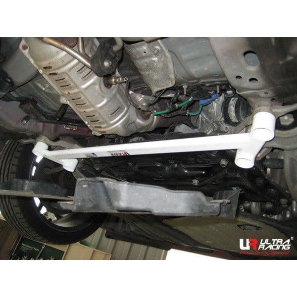 ULTRA RACING FRONT LOWER BRACE 1111 HONDA CIVIC 06+ FK/FN/FN2 HB - Image 2